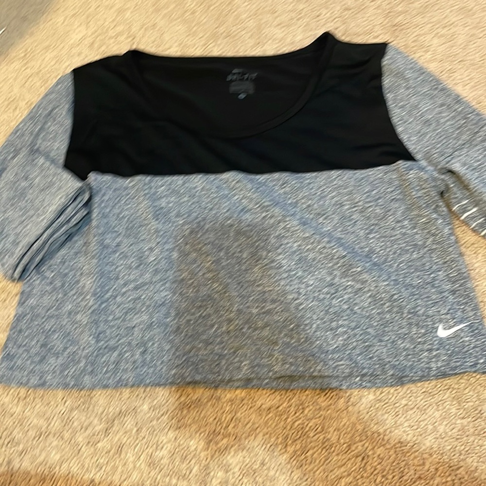 DRI-FIT Nike crop top